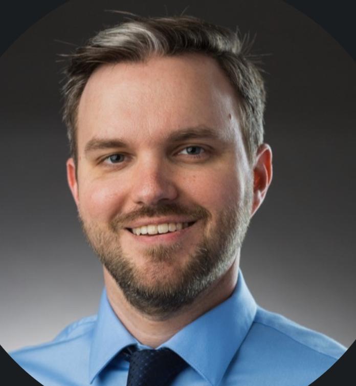 A photo of Greg Couch.